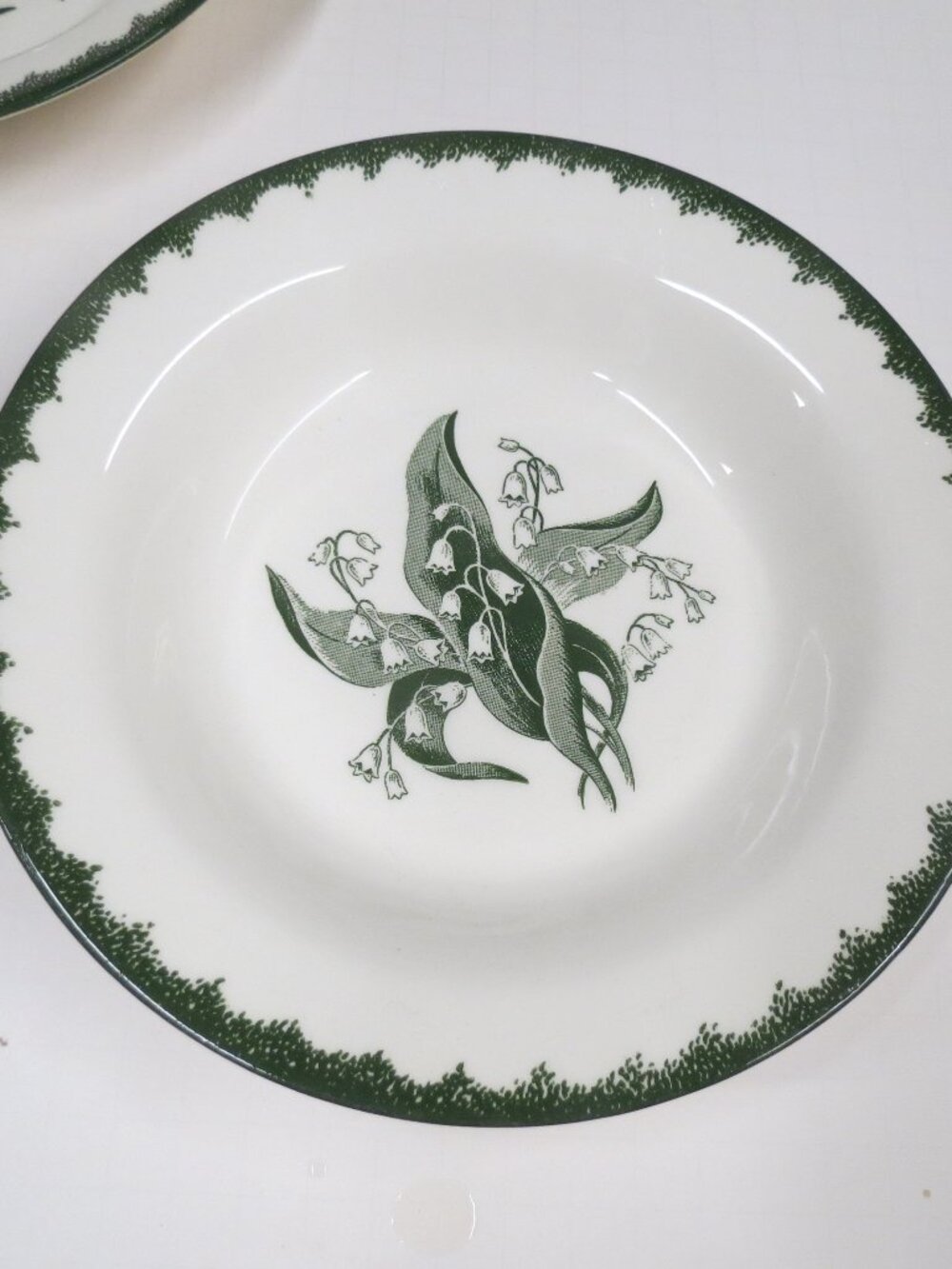 Lily of the Valley (1) VINTAGE Bowl w Green Border ROYAL 8.5" Soup/Salad